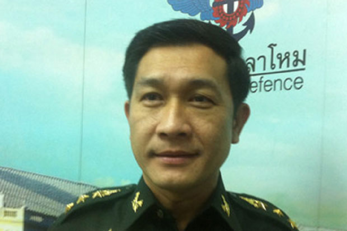 กองทัพบี้ตำรวจสางคดีหมิ่นสถาบัน กองทัพบี้ตำรวจสางคดีหมิ่นสถาบัน