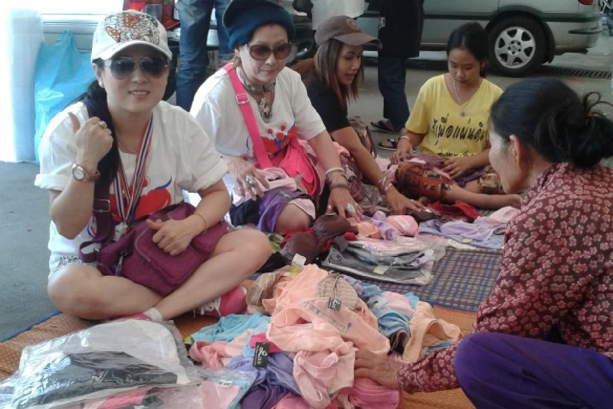 ธารน้ำใจคนเมืองสู่ม็อบชาวนา