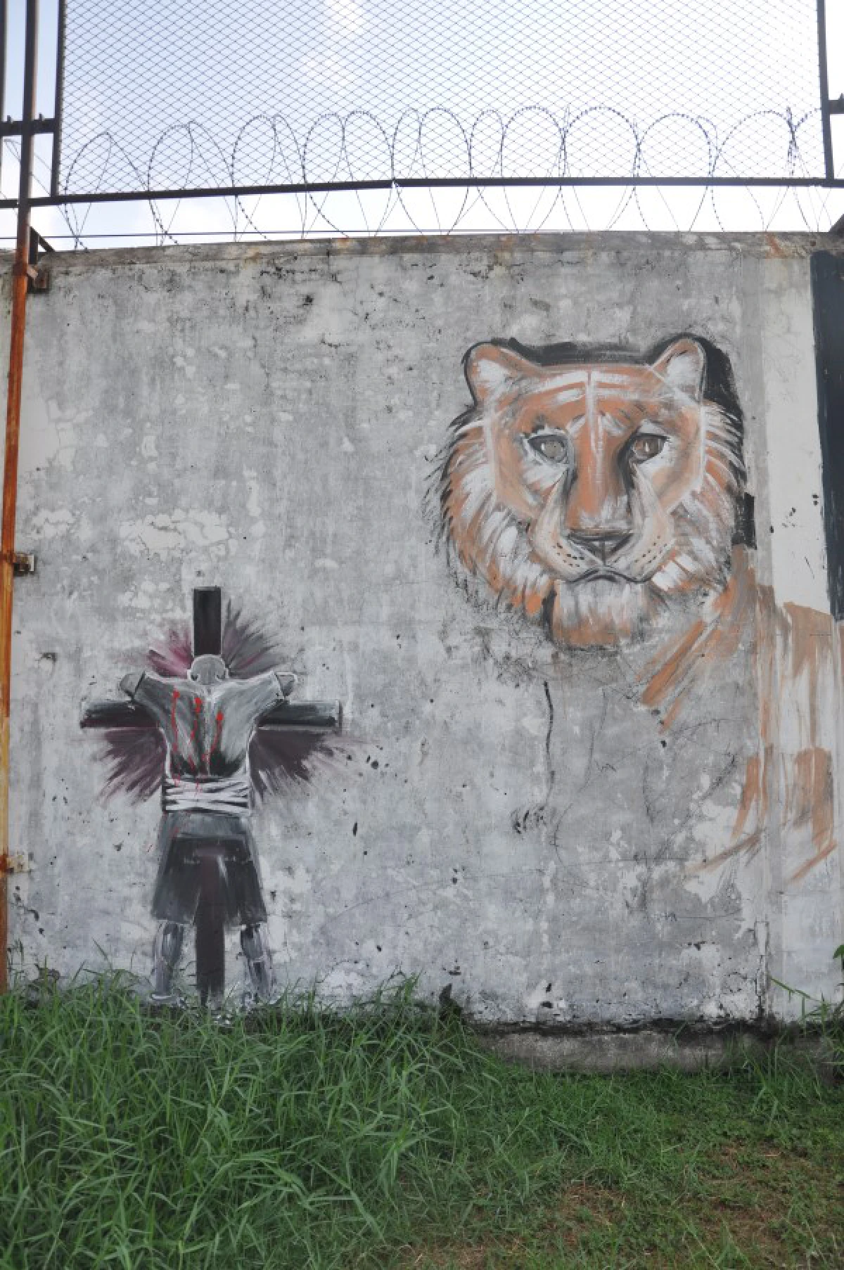 ยลงานศิลป์บนกำแพงคุกบางขวาง