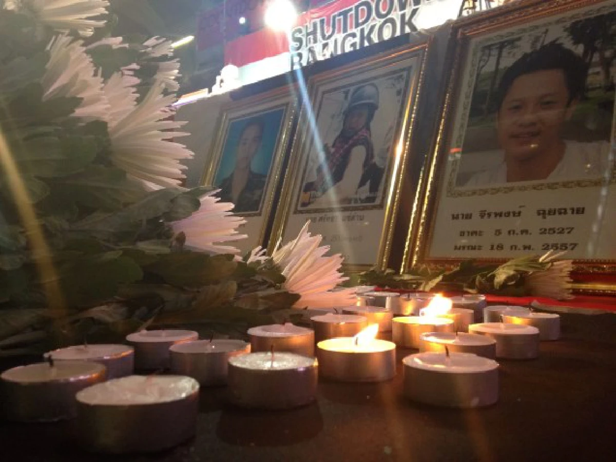 กปปส.จัดไว้อาลัยผู้เสียชีวิตจากเหตุสลายม็อบ