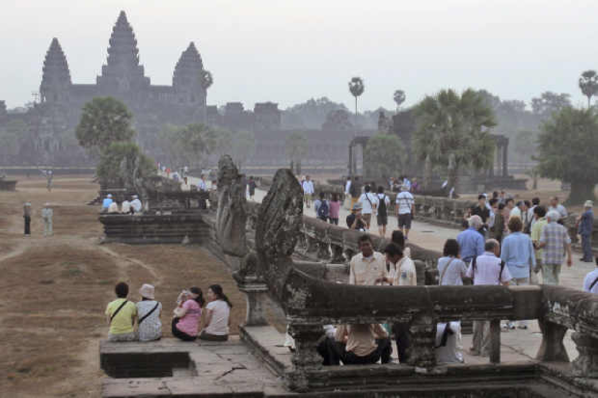 สายการบินเขมรรุกดึงคนไทยเที่ยว สายการบินเขมรรุกดึงคนไทยเที่ยว
