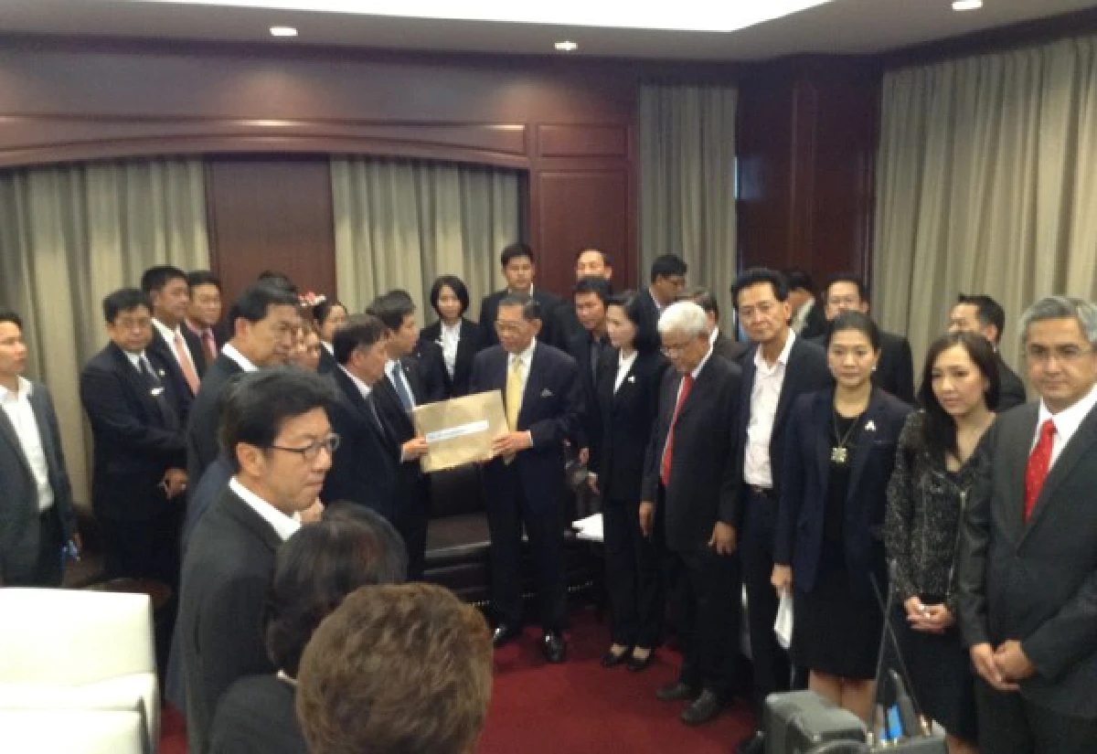 เพื่อไทยจี้ปปช.เร่งสอบข้าวสมัยอภิสิทธิ์