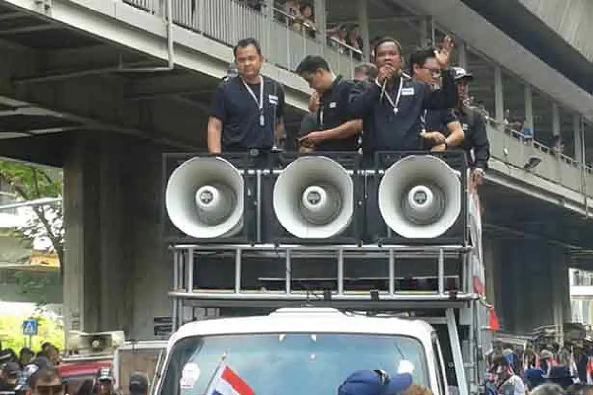 สตช.เปิดประตูรับกปปส.ยื่นหนังสือ