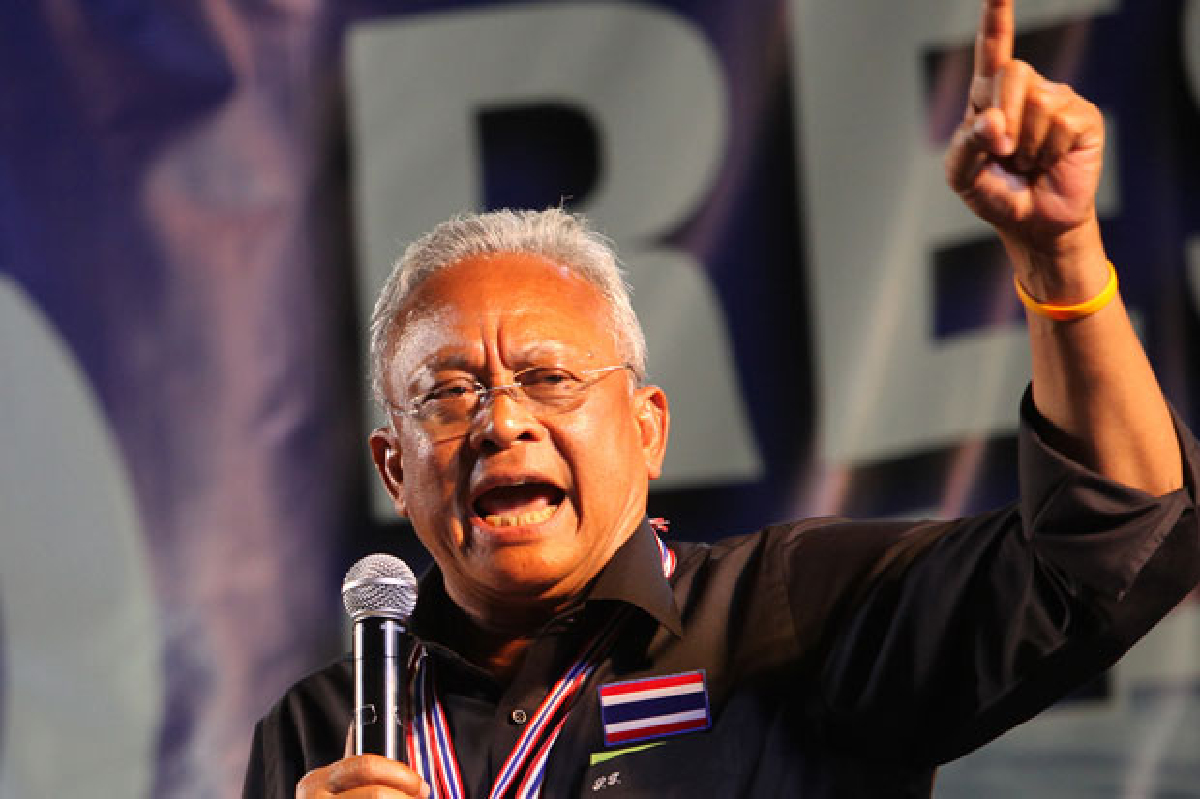 "สุเทพ"ย้ำเจรจา"ปู"ตัวต่อตัวปัดดีเบต "สุเทพ"ย้ำเจรจา"ปู"ตัวต่อตัวปัดดีเบต