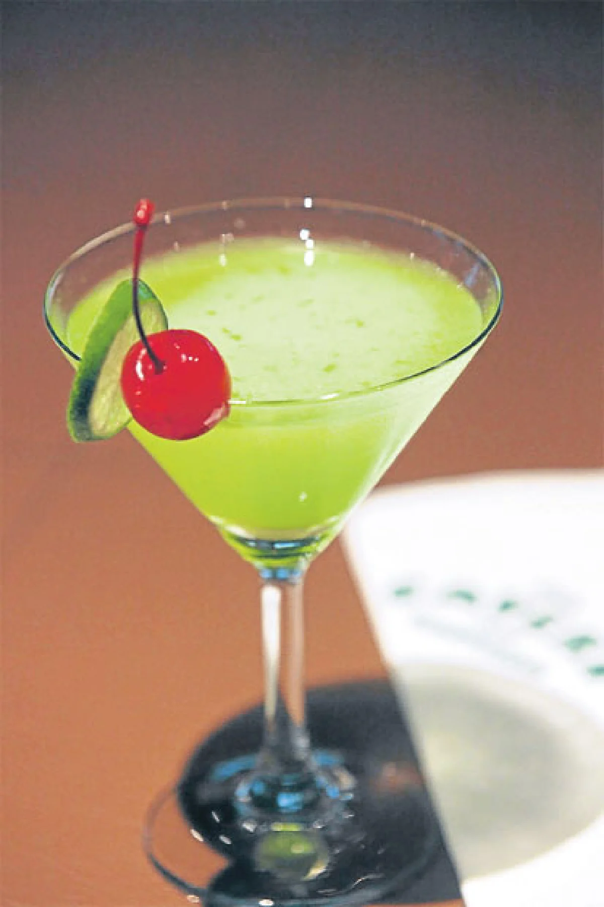 เดอะ เคฟเวิร์น คลับ แบงค็อก ร่วมสมัยสไตล์ย้อนยุค