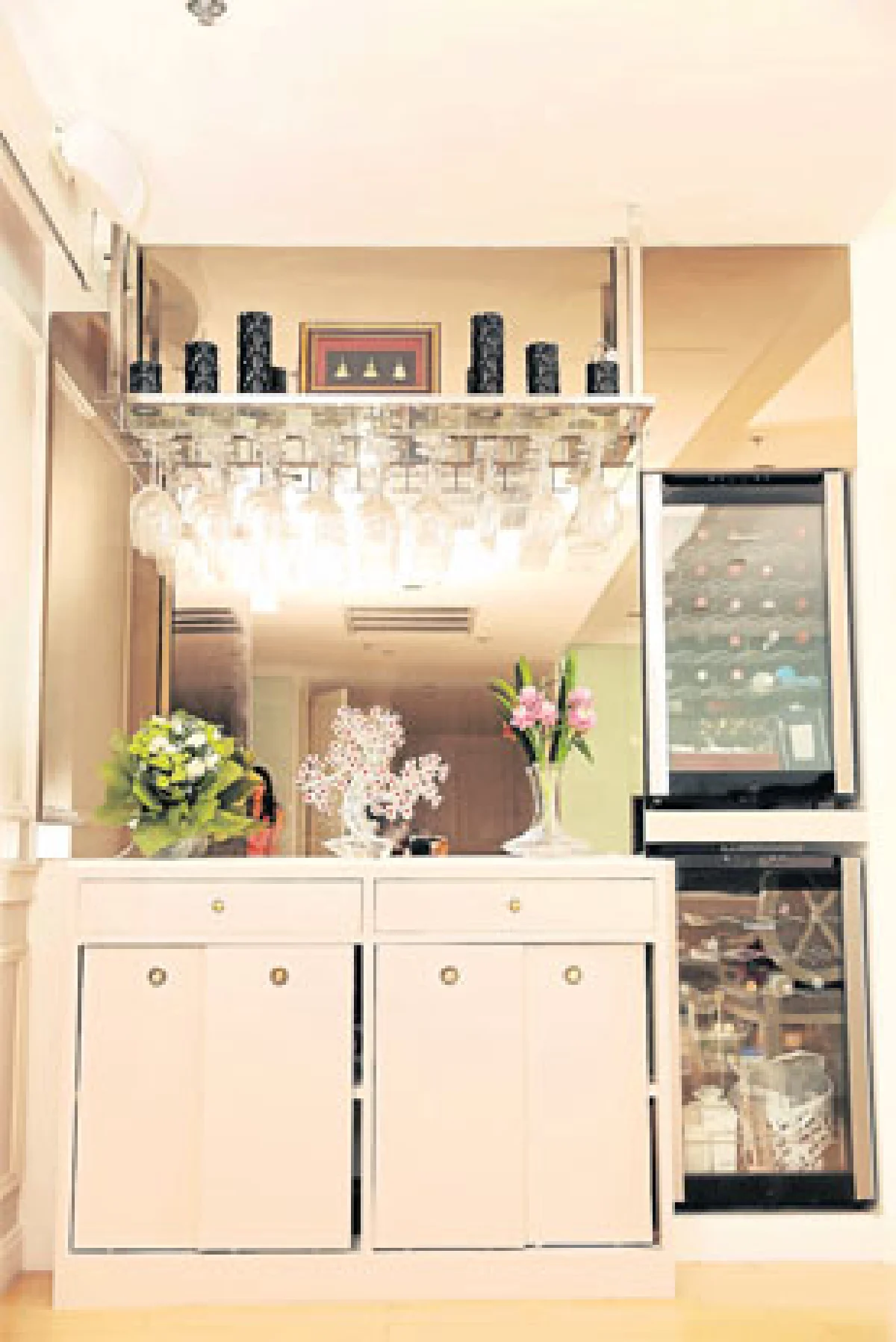 คอนโดสวยกลางเมืองของ มนต์นภา ฉายาวิจิตรศิลป์