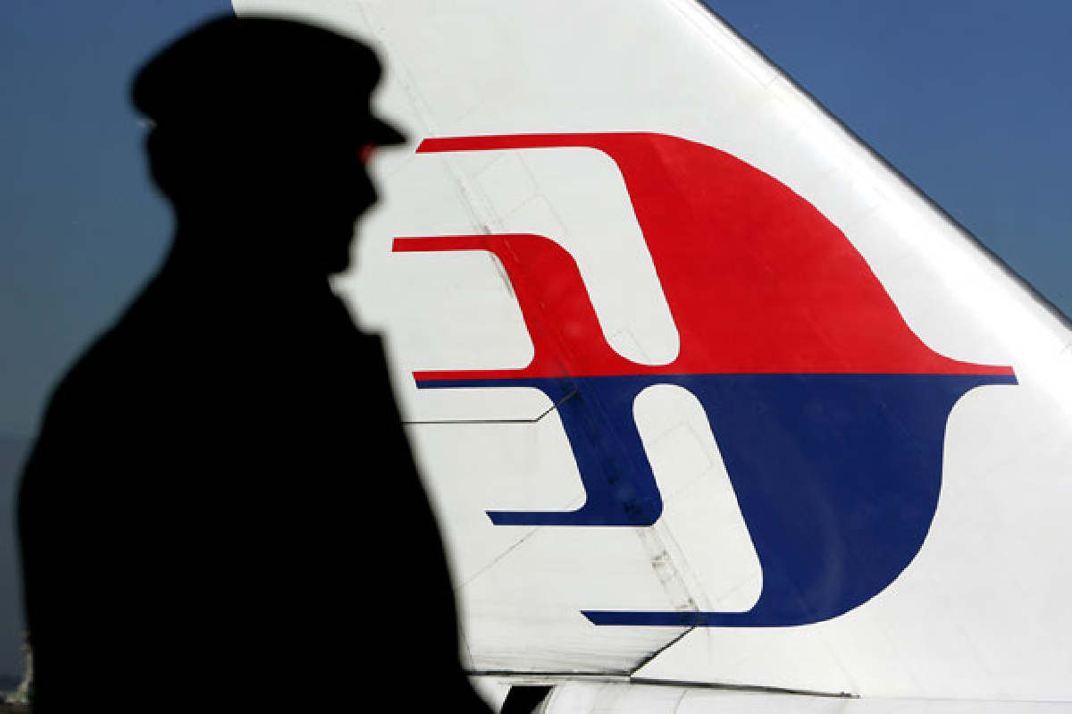 กต.ยืนยันไม่พบคนไทยโดยสารเที่ยวเอ็มเอช 370 กต.ยืนยันไม่พบคนไทยโดยสารเที่ยวเอ็มเอช 370