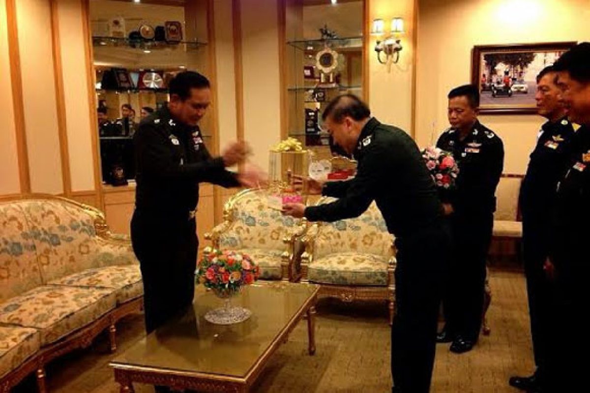 เบิร์ดเดย์ 60 ปี "ประยุทธ์"อยากเห็นบ้านเมืองสงบสุข เบิร์ดเดย์ 60 ปี "ประยุทธ์"อยากเห็นบ้านเมืองสงบสุข