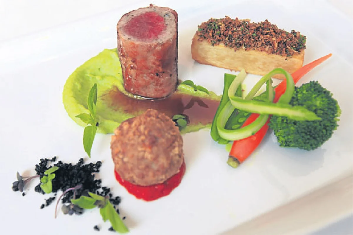 อรรถพล ถังทอง มุ่งมั่นบนเส้นทางเชฟ