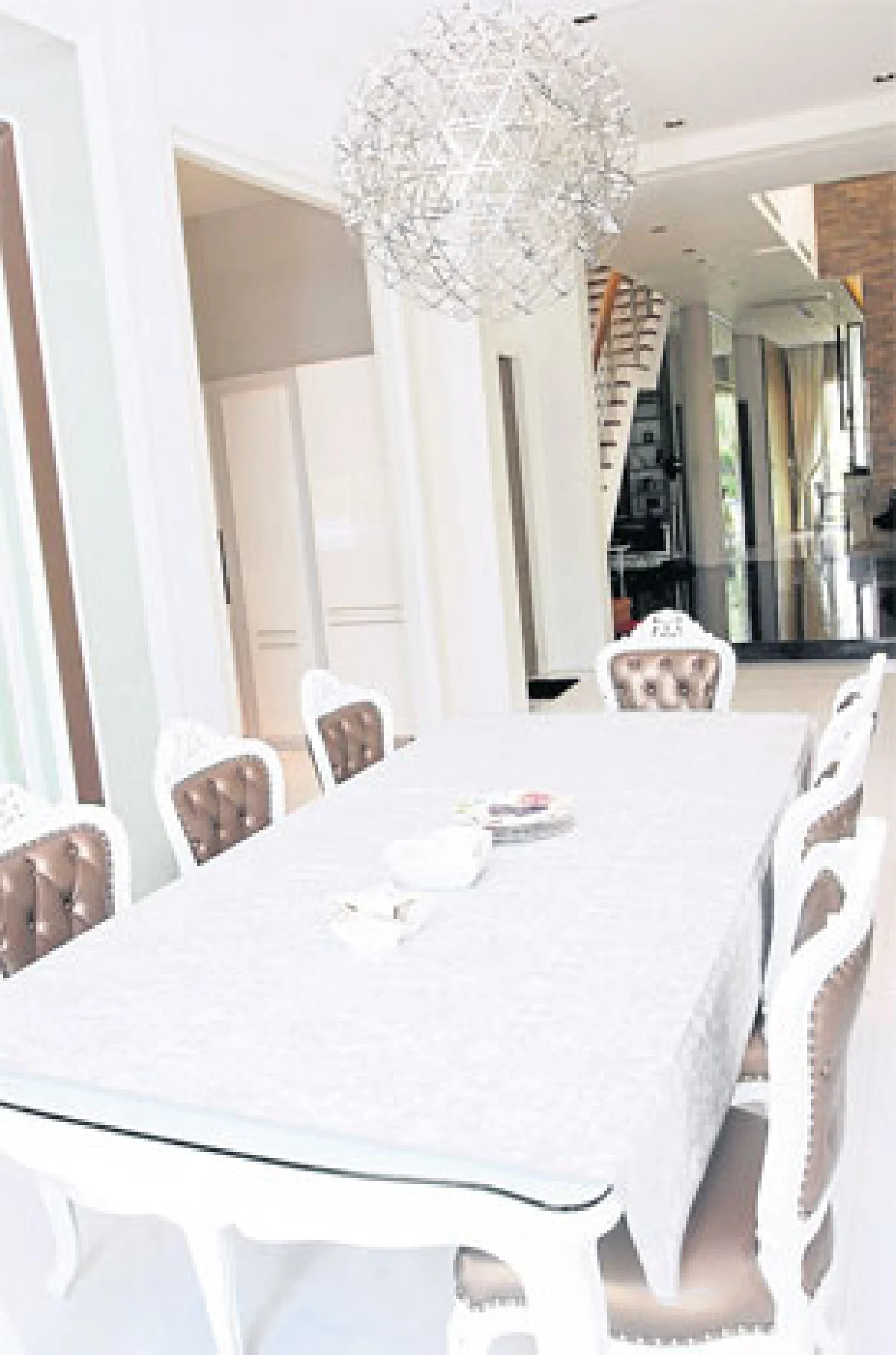 ศรัณยู ประชากริช กับบ้านที่เรียบง่ายสบายใจ