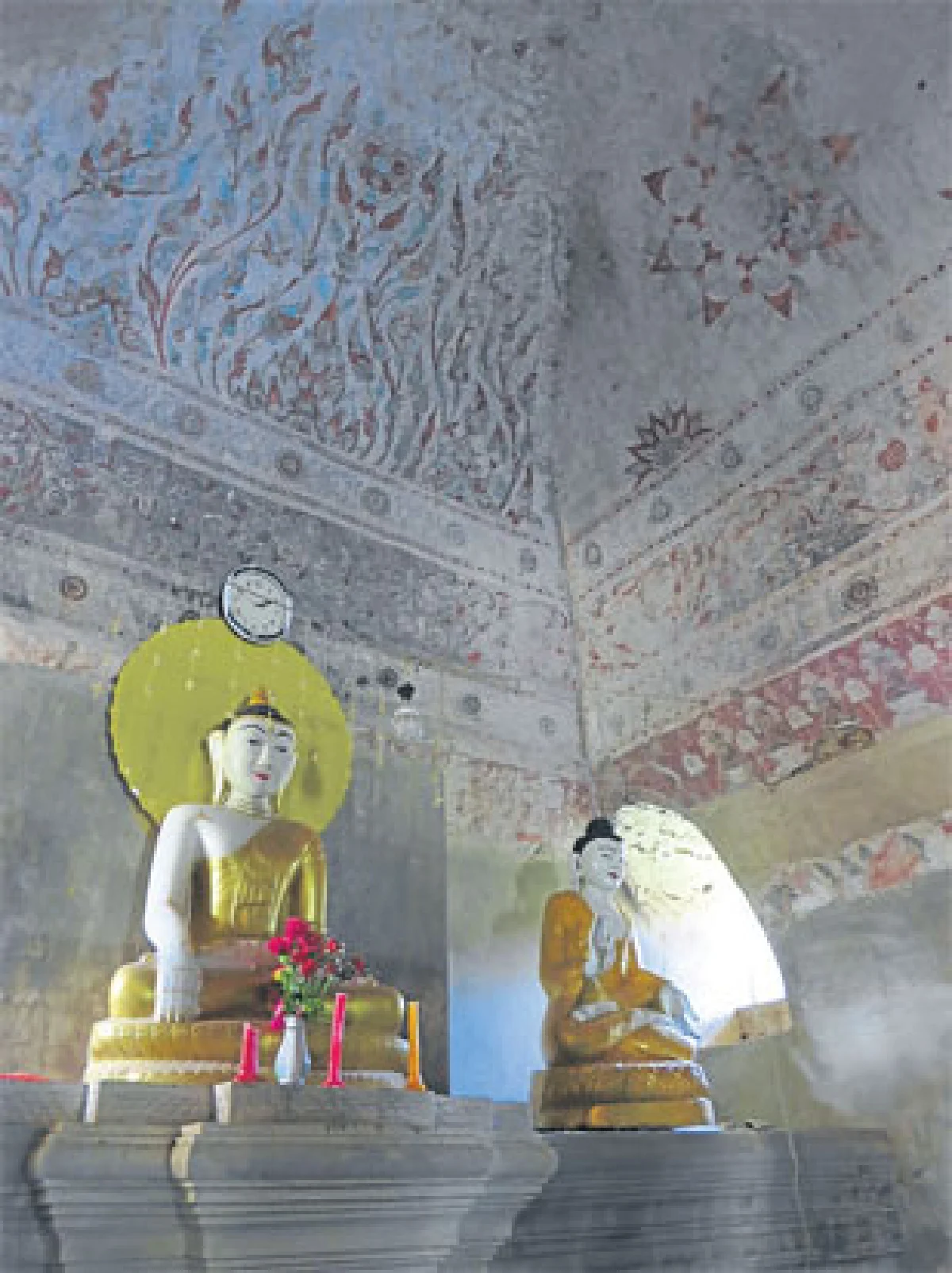 ชมจิตรกรรมฝาผนังโบสถ์วัดมหาเต็งดอจี