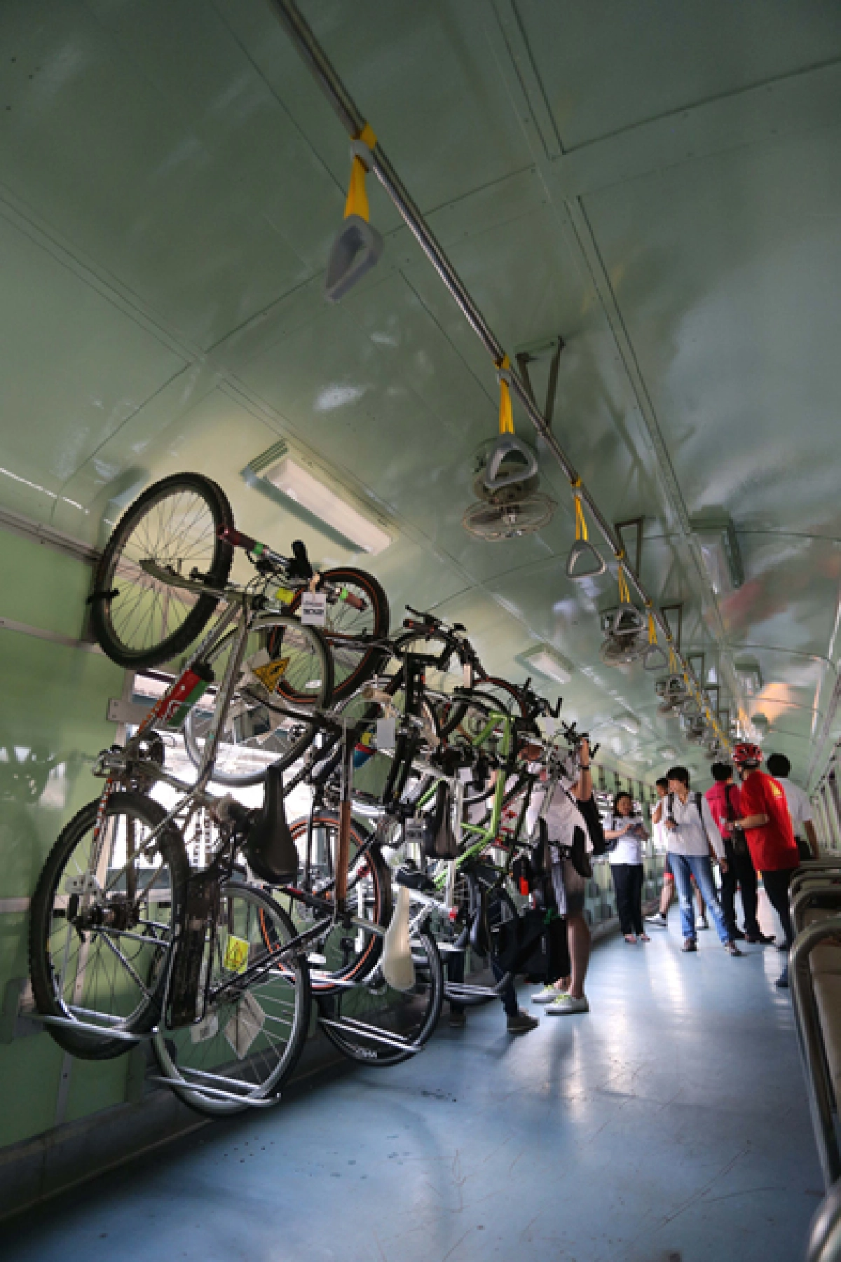 “Bike by Train : ปั่นด้วยใจไปด้วยราง”