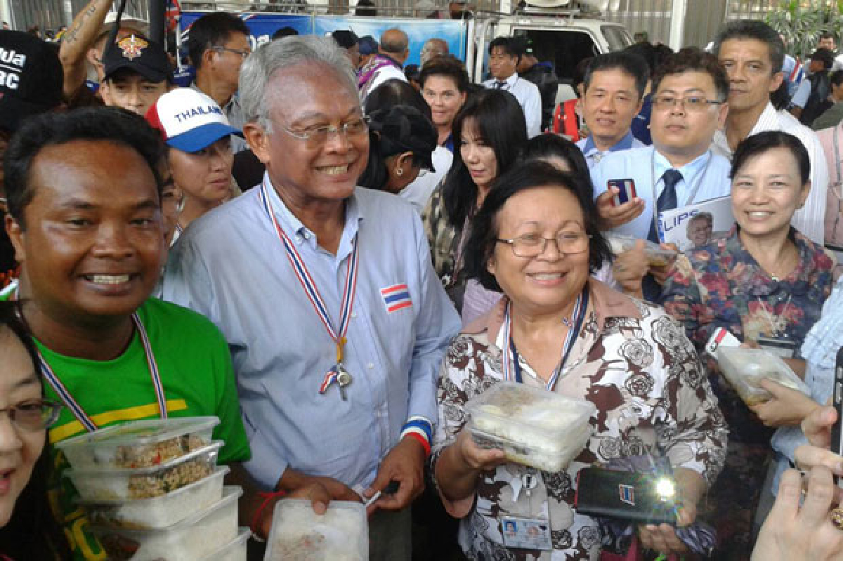 "สุเทพ"ชื่นชมแบงก์ชาติเข้มแข็งไม่ให้การเมืองแทรก "สุเทพ"ชื่นชมแบงก์ชาติเข้มแข็งไม่ให้การเมืองแทรก