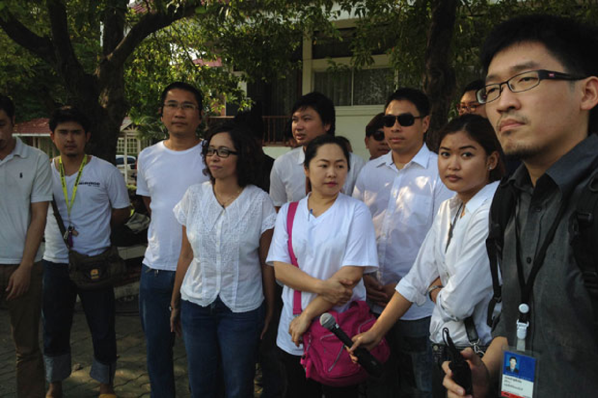 วงโยฯ ส.ว. 2 ไม่ร่วมกิจกรรมกวาดลานพิกุล วงโยฯ ส.ว. 2 ไม่ร่วมกิจกรรมกวาดลานพิกุล