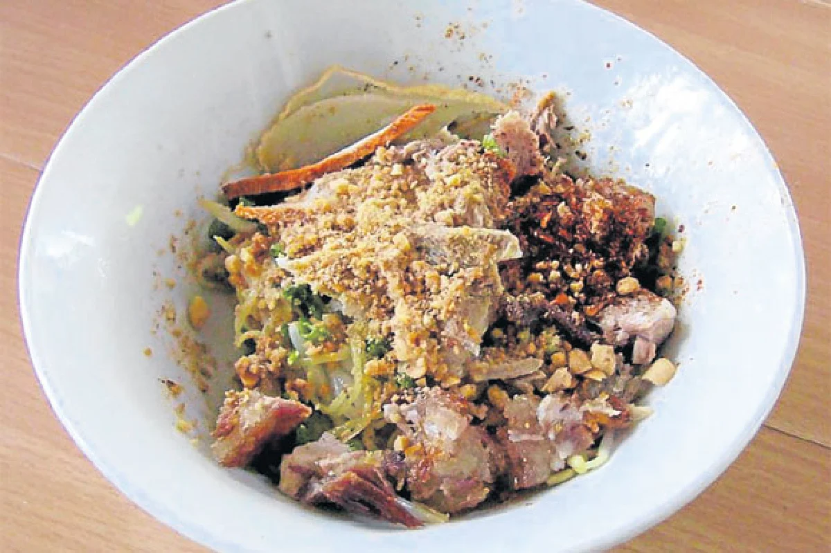 ก๋วยเตี๋ยวนายย้ง (เจ้าเก่า) แห่งวัดอโยธยา อร่อยจริงๆ