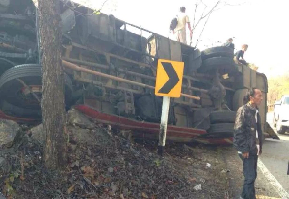 ทัวร์เชียงใหม่คว่ำตาย4เจ็บกว่า50