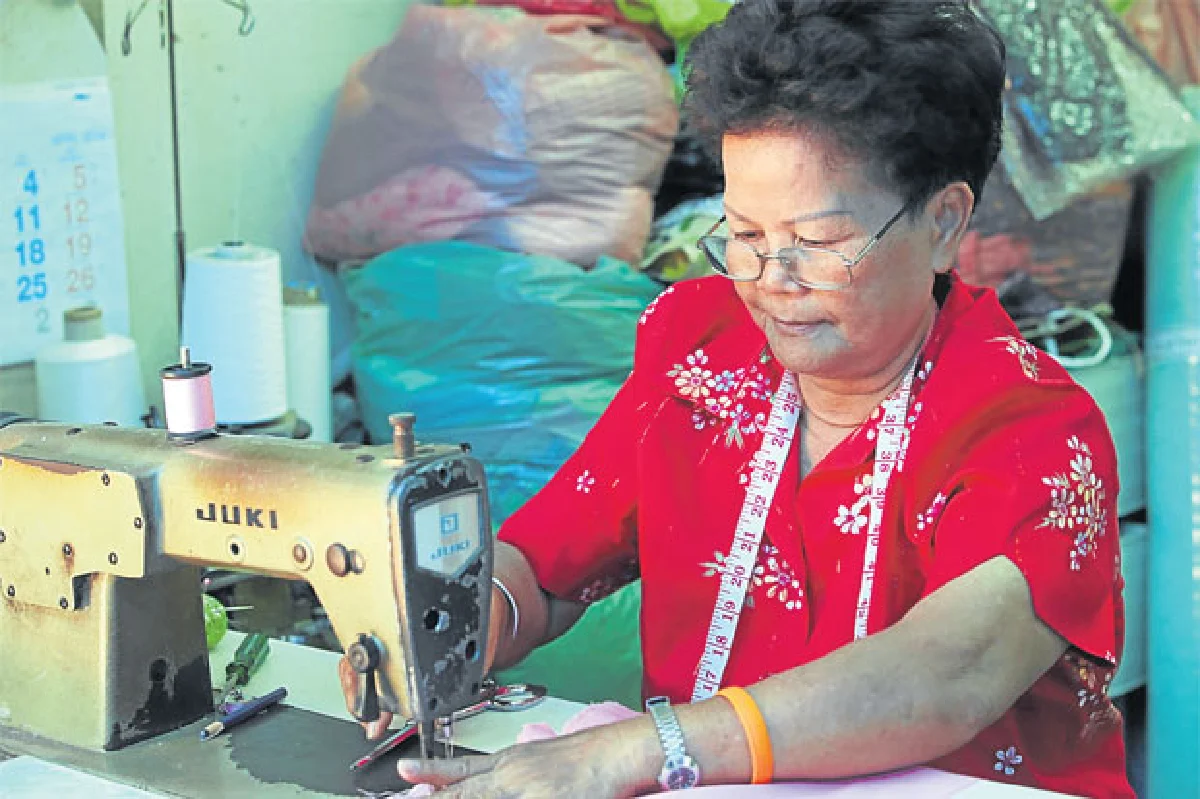 ชีวิตด่วนๆ คนกรุง ตัดผมตัดเสื้อล้างรถอย่าช้า!