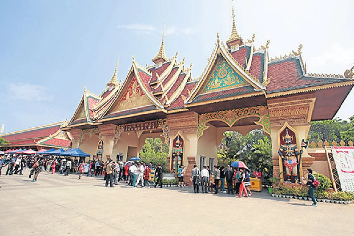 เชียงของ เชียงรุ่ง หลวงพระบาง