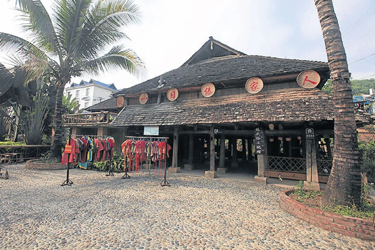 เชียงของ เชียงรุ่ง หลวงพระบาง