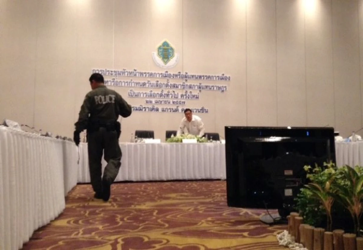 กกต.ไม่ให้ถ่ายทอดสดถกพรรคการเมือง