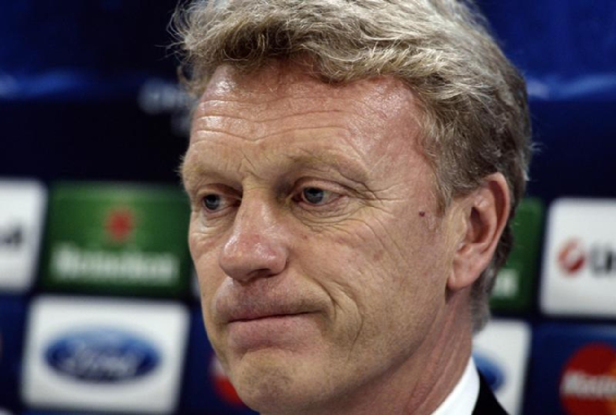 Moyes out at Man U