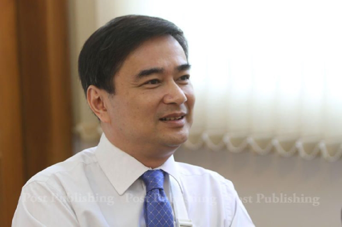 Abhisit takes heat for election + reform plan