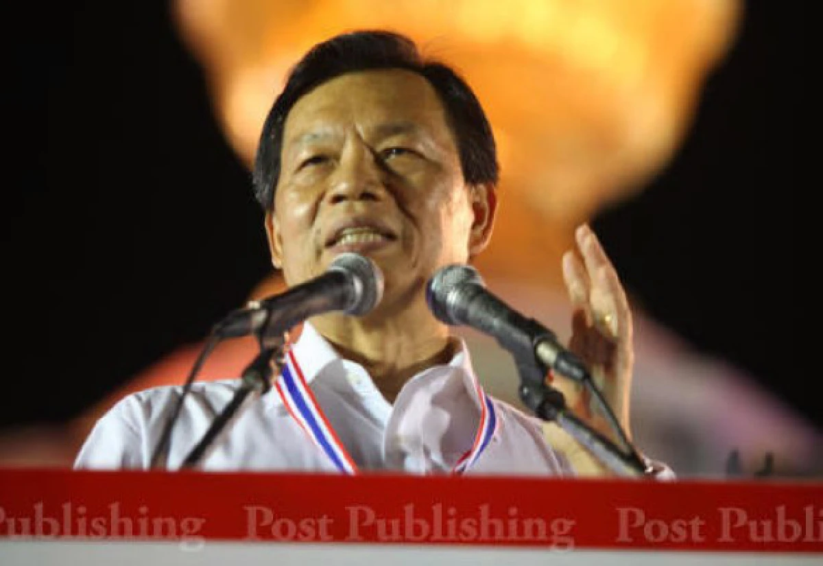 "ถวิล เปลี่ยนศรี"มือบอมบ์เหมาลำ...ไล่ตระกูลชิน?