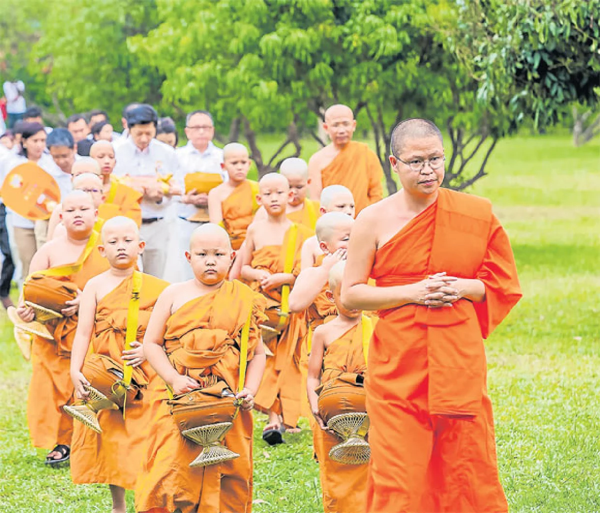 สุขใจในปัญญาธรรม