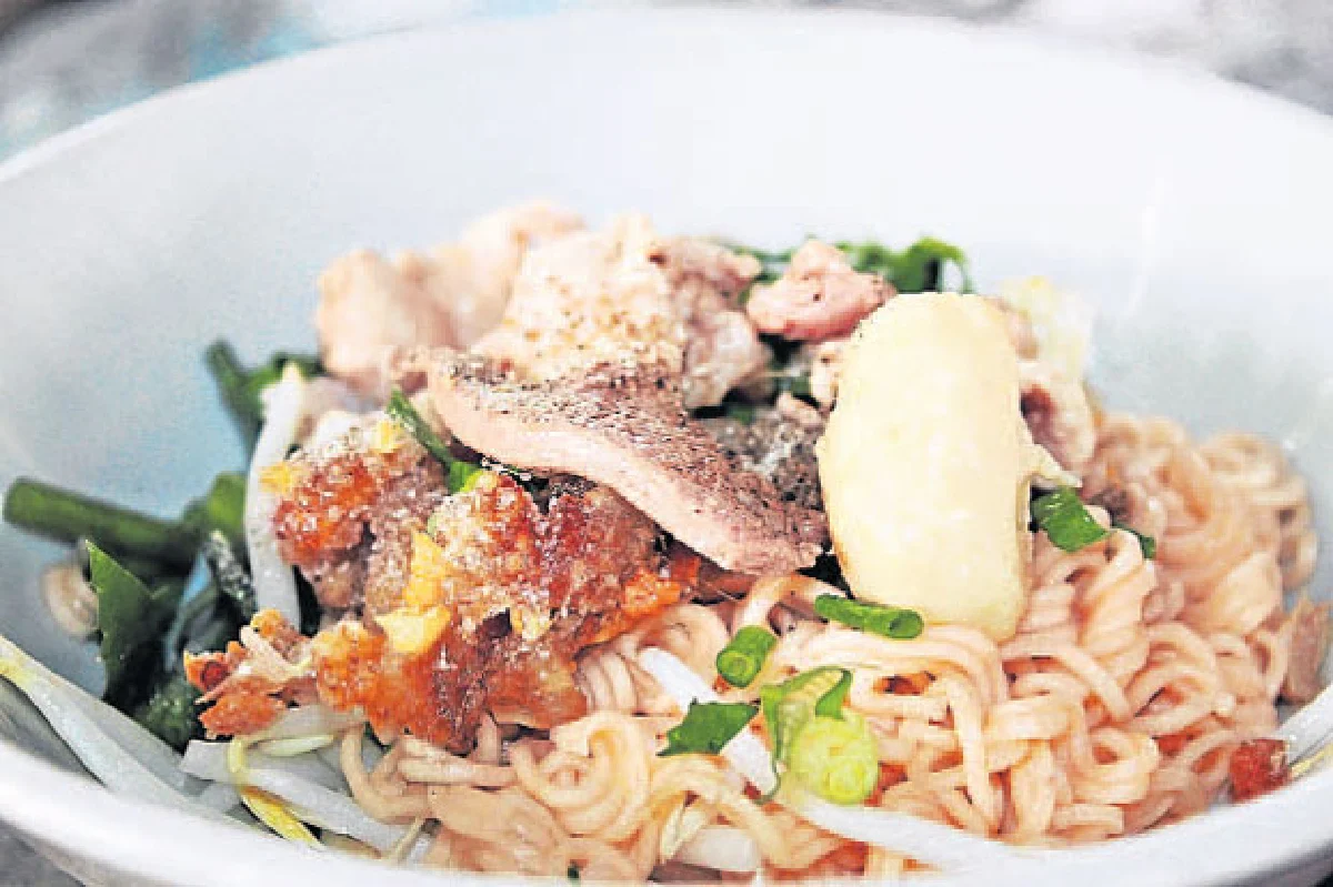 ก๋วยเตี๋ยวเรือแม่สำเภา (เจ้าเก่า) อ.ผักไห่ อนุรักษ์ถิ่นกำเนิด