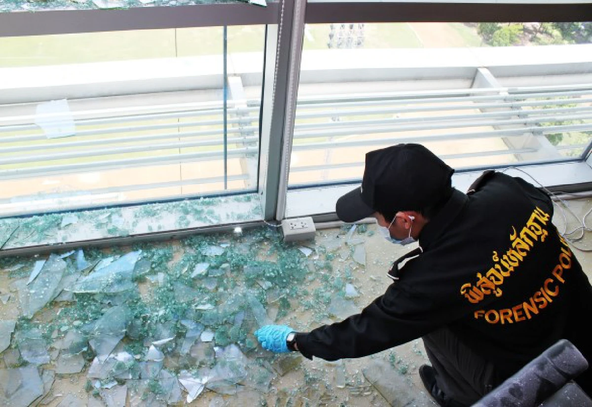 ยิงเอ็ม79ใส่อาคารเรียนม.รังสิตไร้เจ็บ