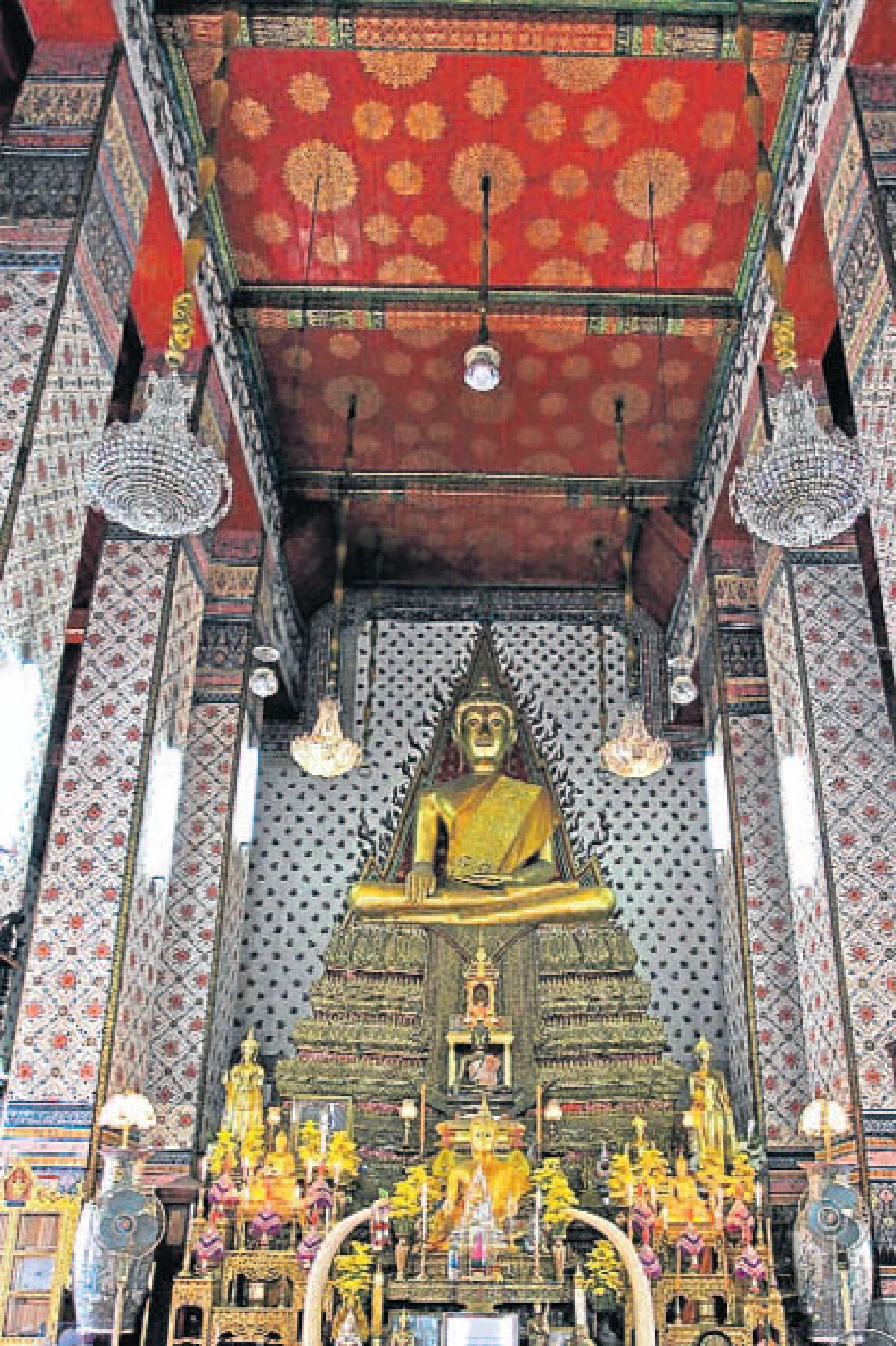 พรุ่งนี้วันพระ ล่องเรือ 9 วัด สบาย สุขใจ ได้บุญ