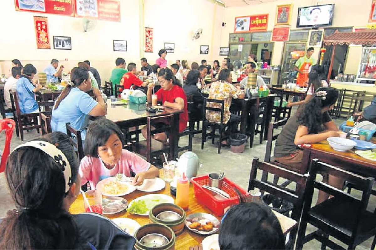 ร้านโกปี้ สภากาแฟของคนตรัง