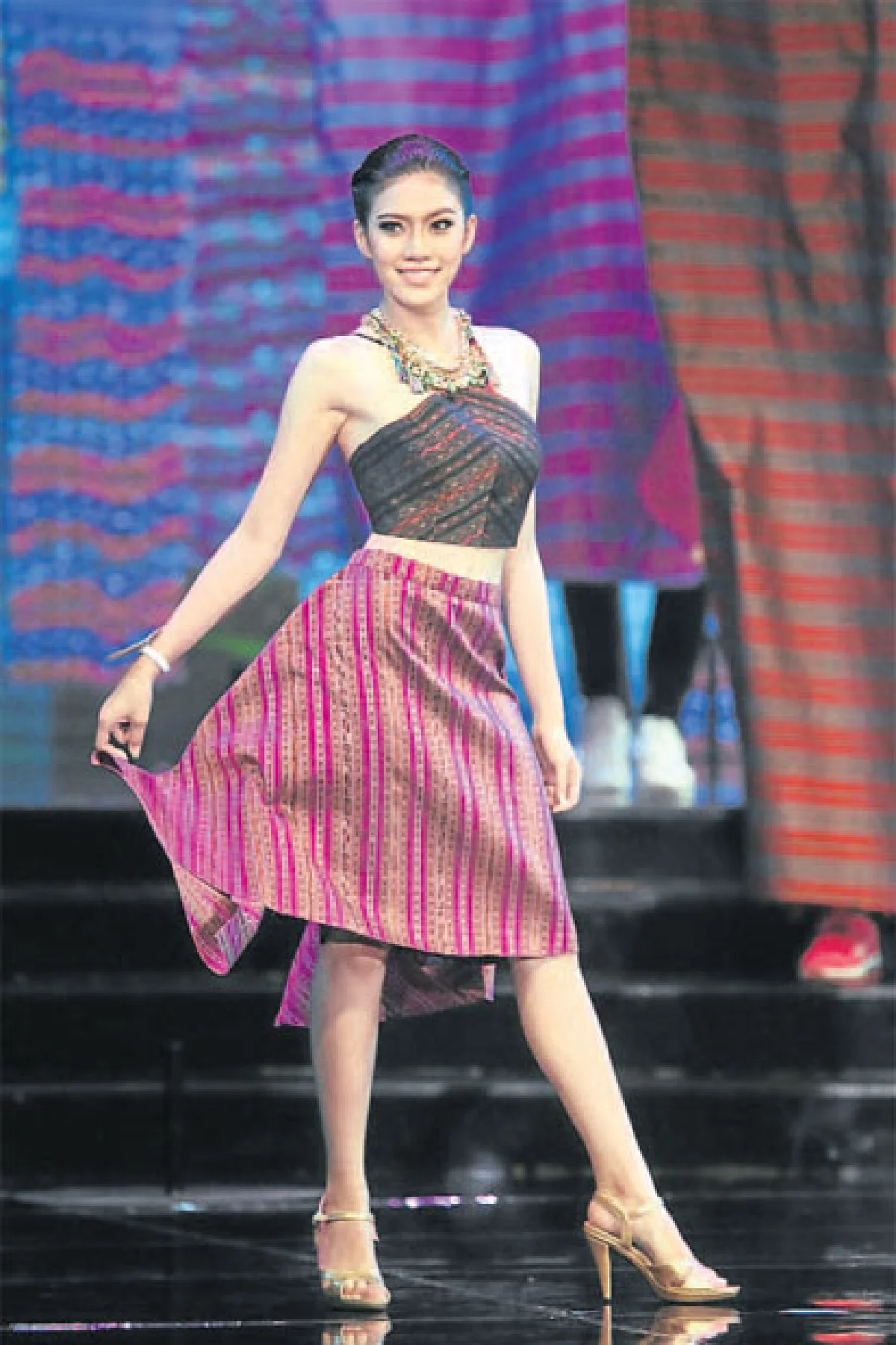 เวฬุรีย์ ดิษยบุตร เธอคือ Miss Universe Thailand