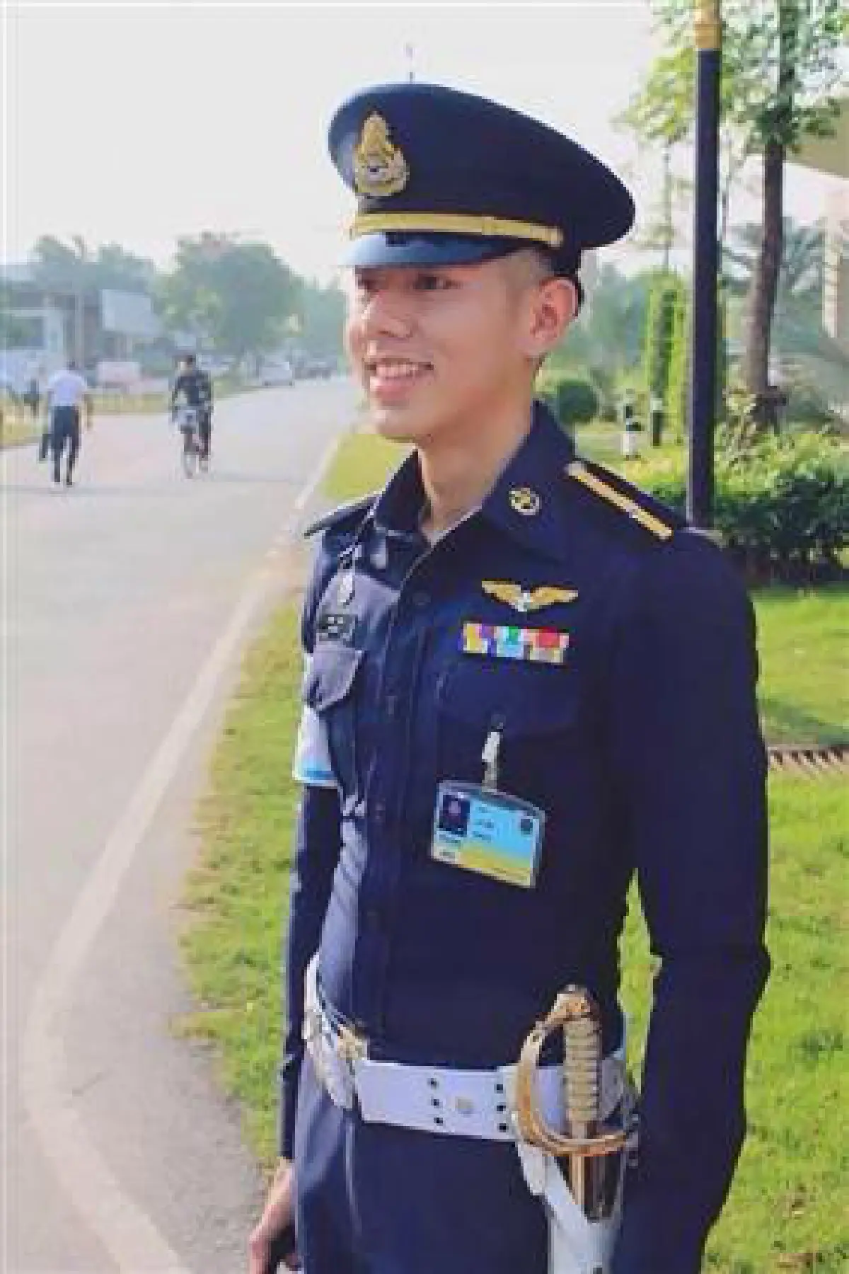 กระหึ่มโซเชียล!เมื่อ"ทหารหล่อ"มาพร้อมกฎอัยการศึก