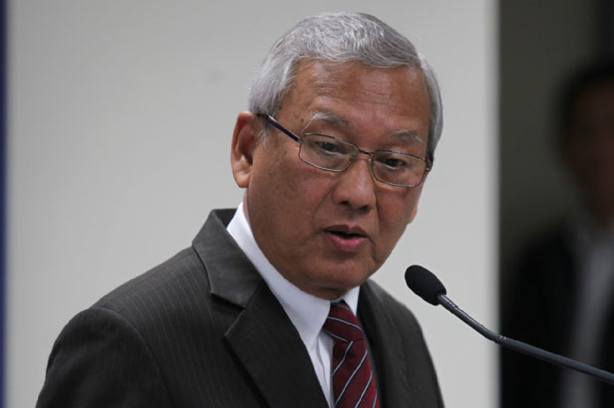 "นิวัฒน์ธำรง"เก็บตัวเงียบ "นิวัฒน์ธำรง"เก็บตัวเงียบ