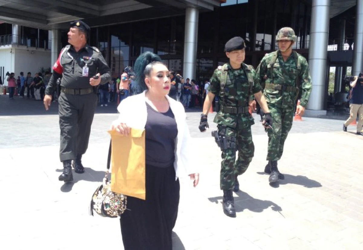 ลีน่าจังขอความเป็นธรรมถูกปิดสถานี