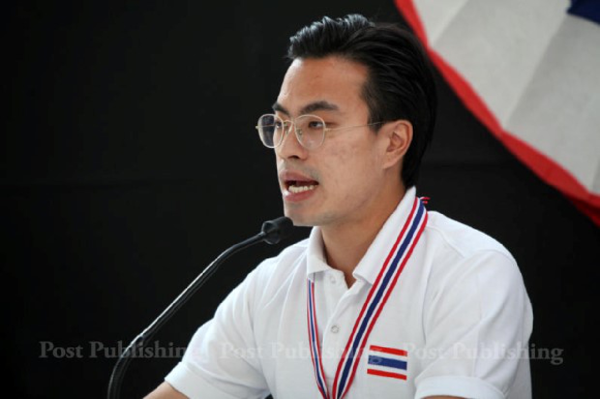 กปปส.หนุน3ชื่อนั่งนายกฯคนกลางหลังข่าวสะพัด กปปส.หนุน3ชื่อนั่งนายกฯคนกลางหลังข่าวสะพัด