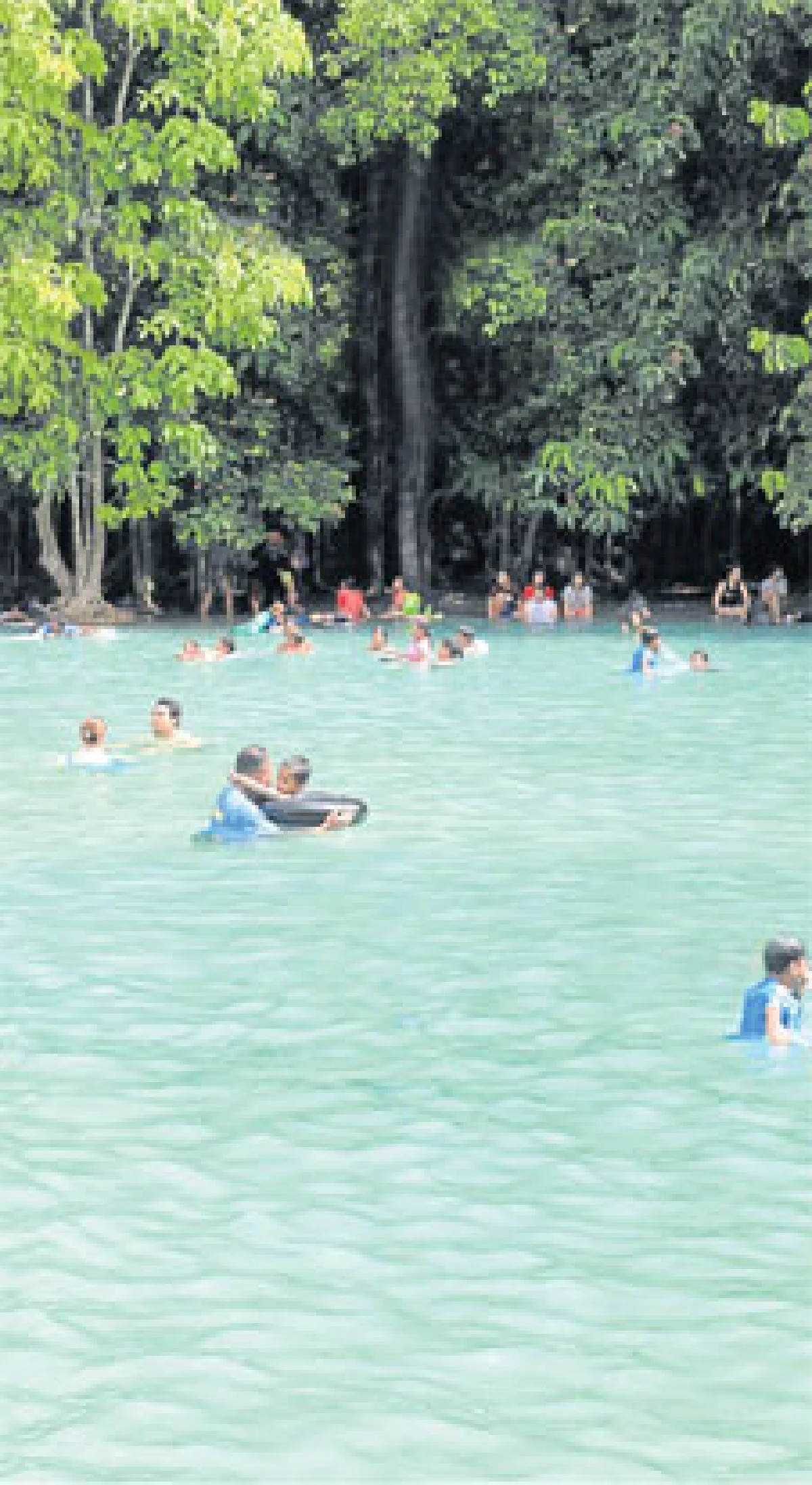 สามมรกต : คลอง สระ ถ้ำ