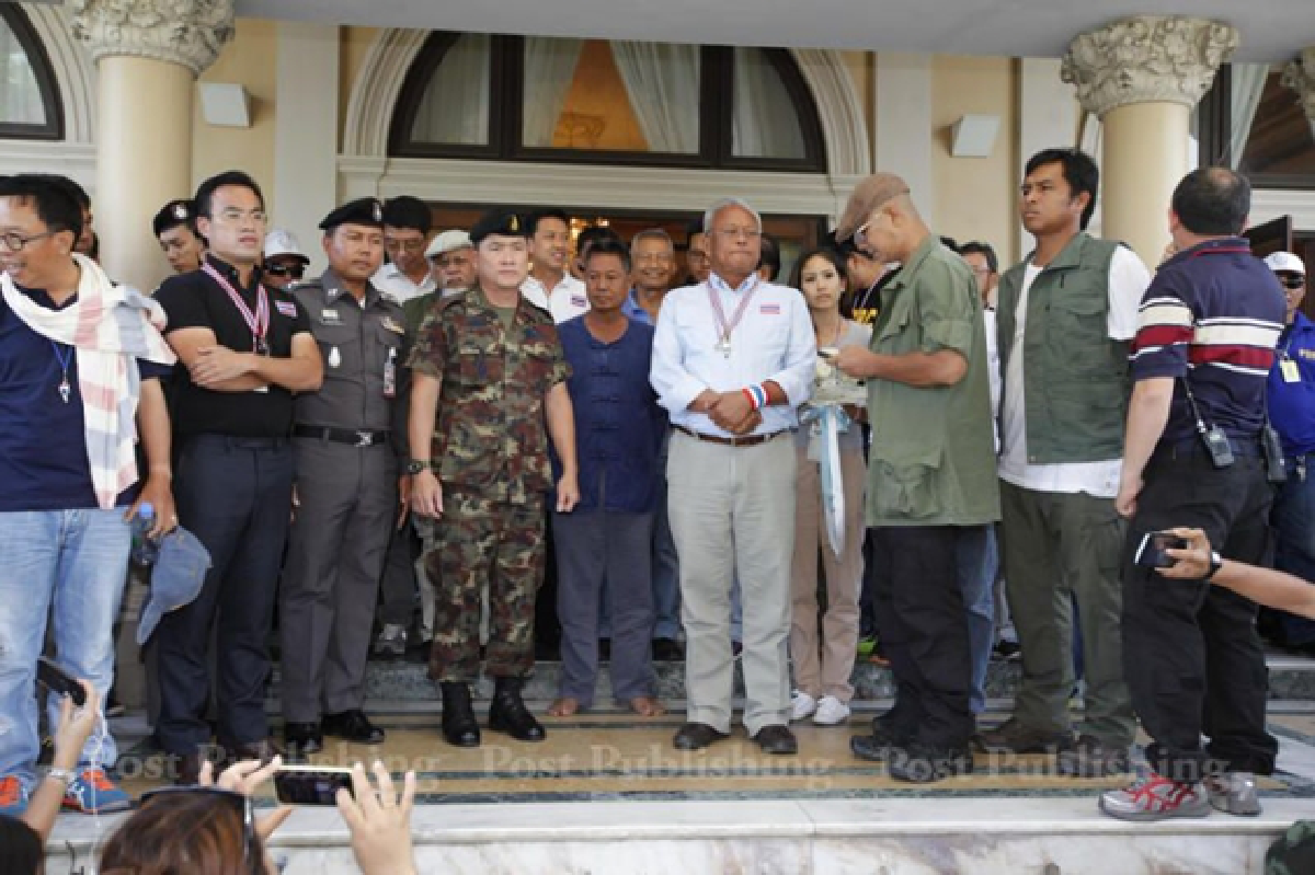 Coup! (updated Monday)