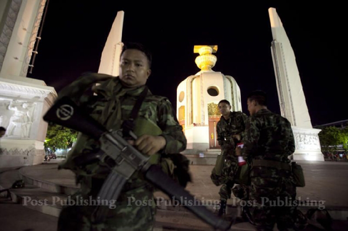 Coup! (updated Monday)