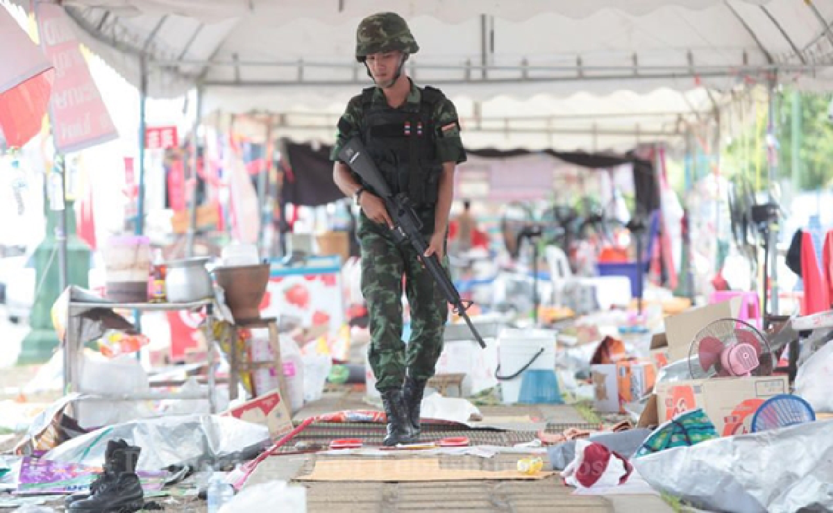 Coup! (updated Monday)