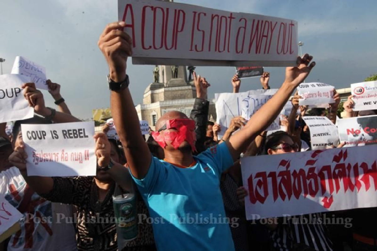 Coup! (updated Monday)