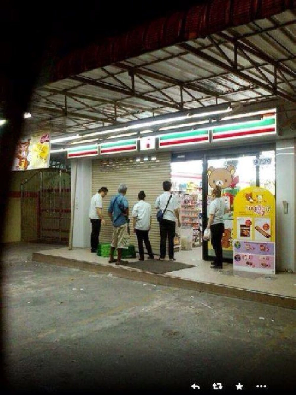 สารพัดมุขออนไลน์เรียกรอยยิ้มหลังรัฐประหาร