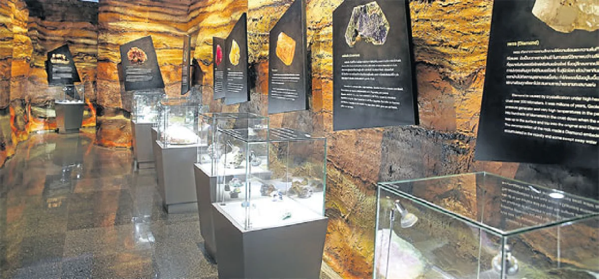 ตามสายแร่ พลอยจันท์ถึงดีบุก