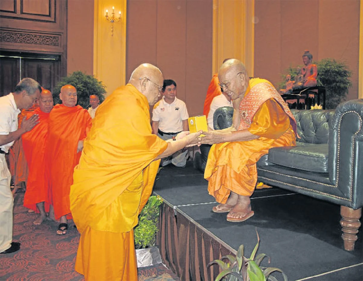 พระรัตนตรัยช่วยชีวิตสมเด็จพระสังฆราชกัมพูชา