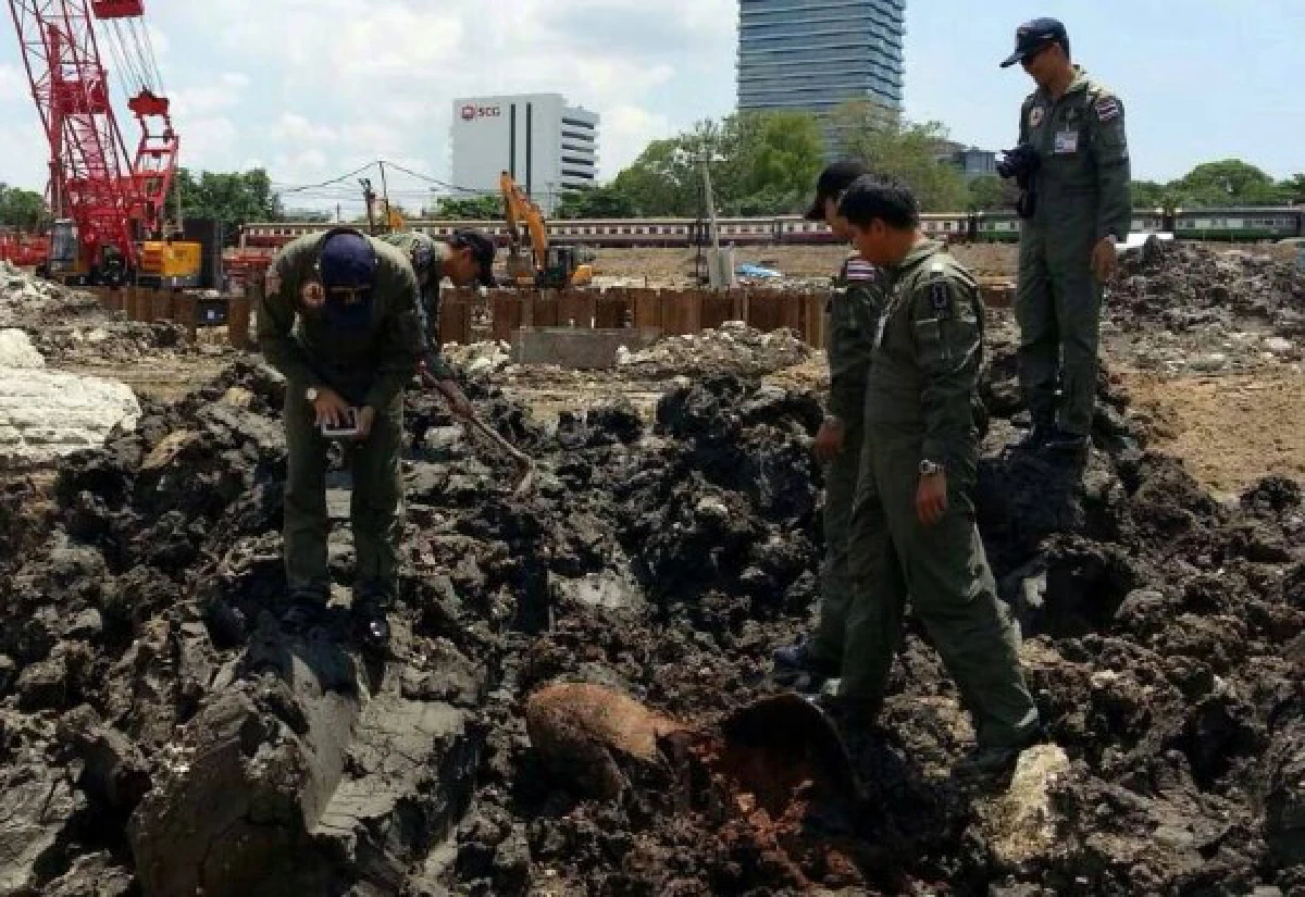 พบลูกระเบิดสมัยสงครามโลกย่านบางซื่อ