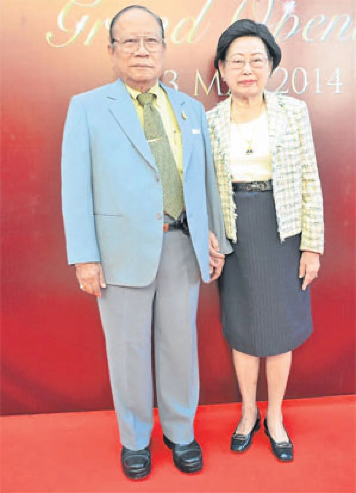 แกรนด์โอเพ่นนิ่ง เดอะ คริสตัล พีทีที (ชัยพฤกษ์)