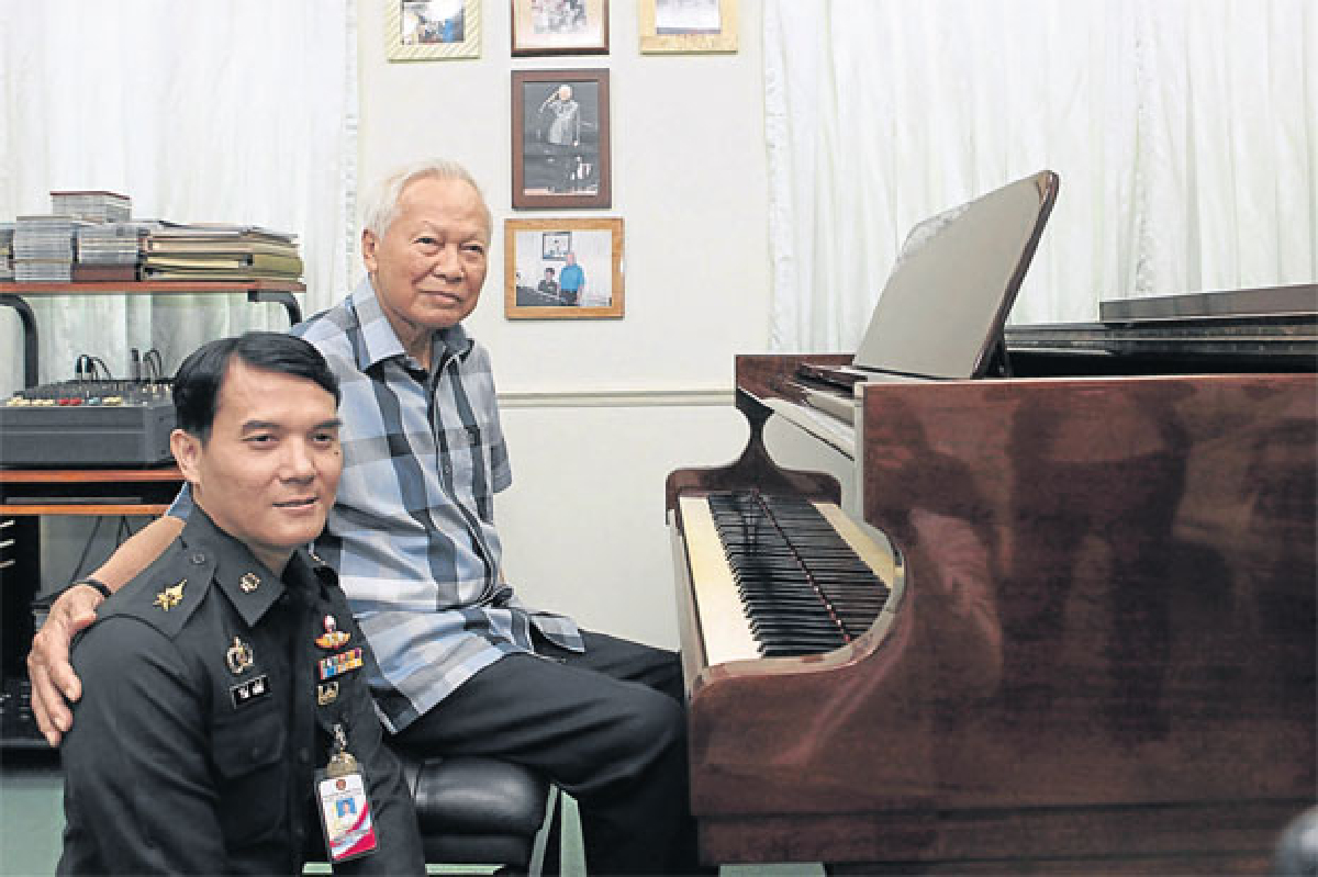 ดนตรีทำให้ผมมีความสุข ดนตรีทำให้ผมมีความสุข