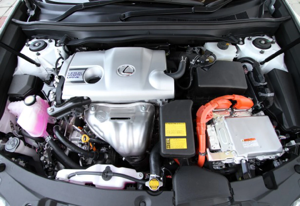 Lexus ES300hกลับมาเพื่อหาตัวตน