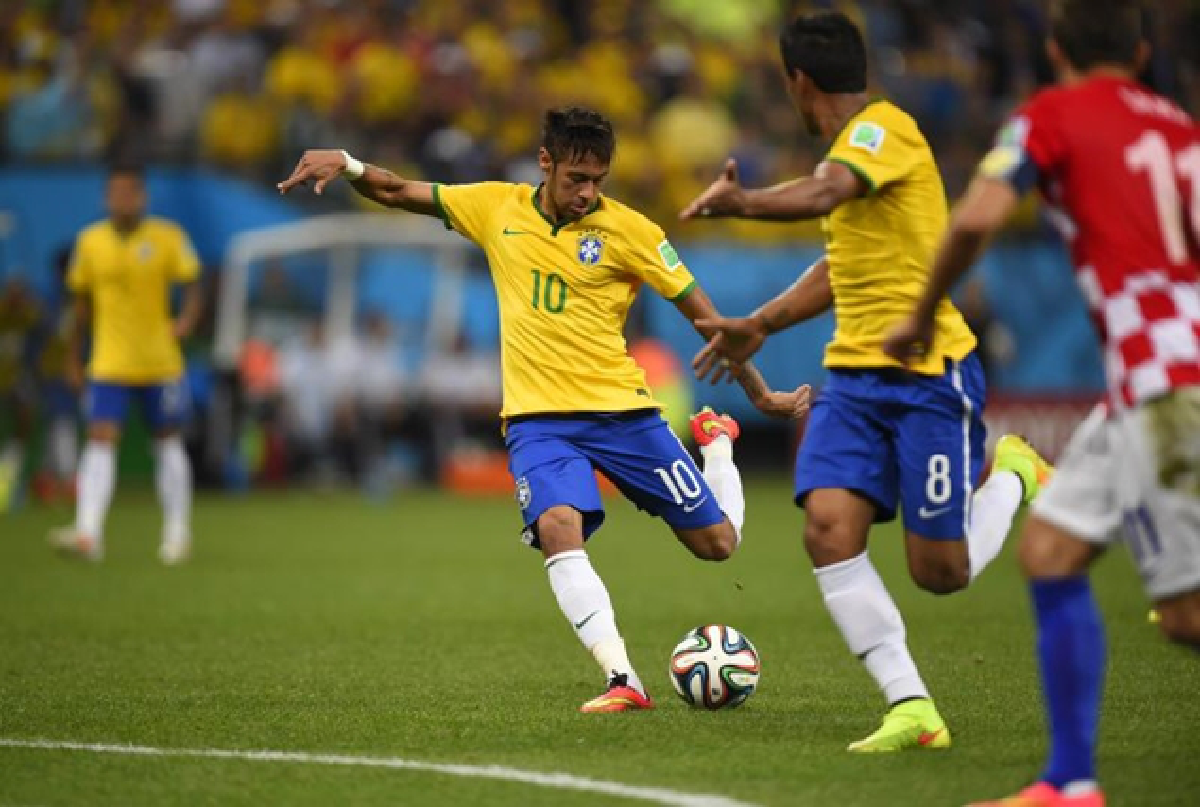 Brazil wins opener: Read about it in English